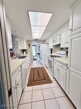 15 Bluebill Ave, Unit 206 in Naples, FL - Building Photo - Building Photo