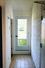 1607 Main St in Cincinnati, OH - Building Photo - Building Photo