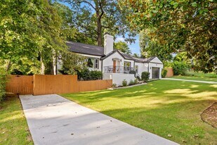 10 Claire Dr SE in Atlanta, GA - Building Photo