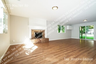 7225 Maltby Rd in Snohomish, WA - Building Photo - Building Photo