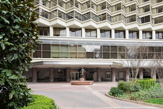 The Rittenhouse Condominiums in Philadelphia, PA - Building Photo - Building Photo