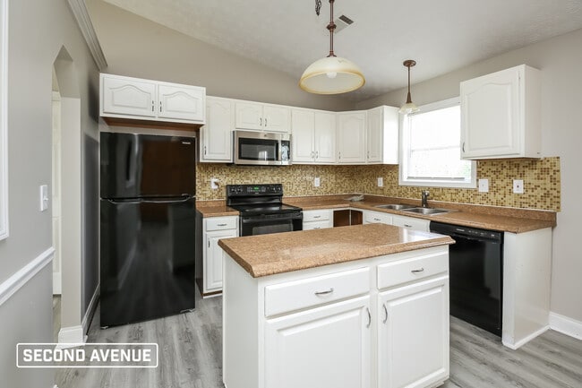 1010 Brynn Dr in Winder, GA - Building Photo - Building Photo