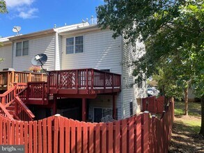 3996 Royal Lytham Dr in Fairfax, VA - Building Photo - Building Photo