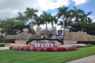 9566 Trevi Ct in Naples, FL - Building Photo