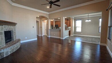 1122 Wedgewood Dr in Forney, TX - Building Photo - Building Photo