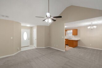 123 Willow Springs Ln in Stockbridge, GA - Building Photo - Building Photo