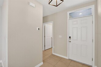 10019 Merry Fawn Ct in Sun City Center, FL - Building Photo - Building Photo