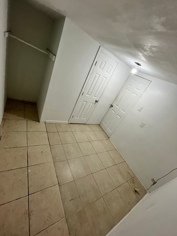 1155 SW 129th Ave in Miami, FL - Foto de edificio - Building Photo