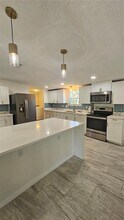 12208 Glen Hill Dr in Riverview, FL - Building Photo - Building Photo