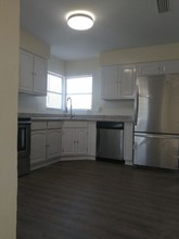 994 Alladin Dr in Deltona, FL - Building Photo - Building Photo