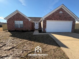 45 Pine Ridge Cove in Oakland, TN - Building Photo