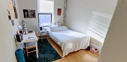 88 Hammond St, Unit 6 in Boston, MA - Foto de edificio - Building Photo