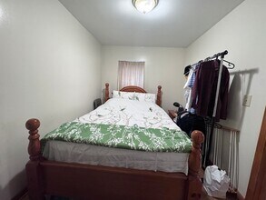 260 Aspinwall Ave in Brookline, MA - Foto de edificio - Building Photo