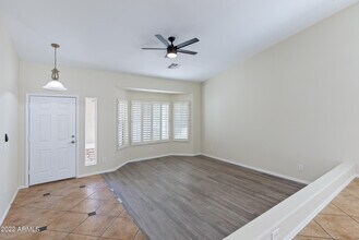 5976 W Audrey Ln in Glendale, AZ - Building Photo - Building Photo