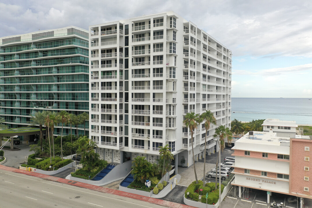 Marbella in Surfside, FL - Building Photo