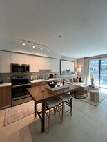 1158 NW 5th St, Unit A2 in Miami, FL - Building Photo