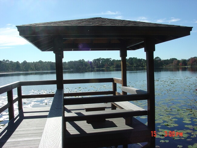 property at 2550 N Alafaya Trl