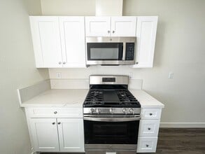 10109 Nemaha Ct in Riverside, CA - Building Photo - Building Photo