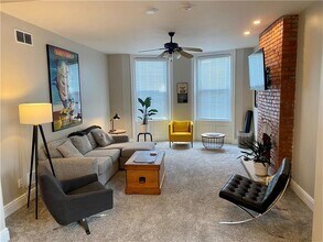 480 Orchard Ave in Bellevue, PA - Building Photo - Building Photo