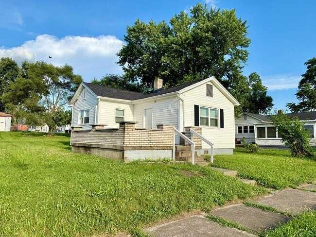 1211 Lind St in Middletown, OH - Building Photo - Building Photo