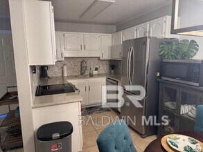 2200 E 2nd St in Gulf Shores, AL - Building Photo - Building Photo