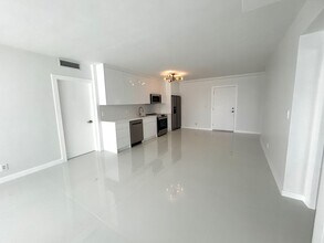 3003 Terramar St in Fort Lauderdale, FL - Building Photo - Building Photo