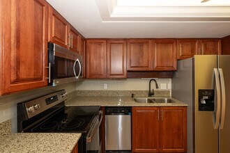 300 Inlet Way in West Palm Beach, FL - Building Photo - Building Photo