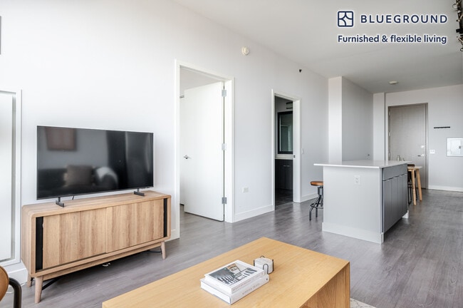 1000 S Clark St in Chicago, IL - Building Photo - Building Photo