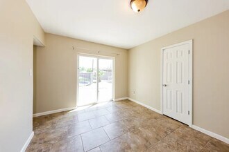 1624 E Oak St in Phoenix, AZ - Building Photo - Building Photo