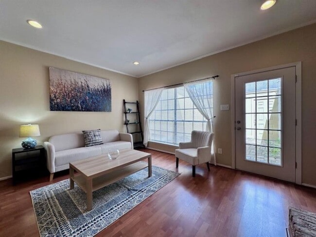 property at 2228 S Piney Point Rd