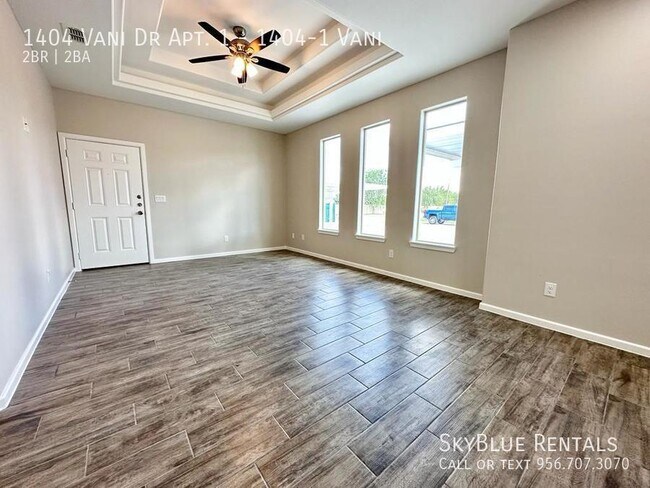 1404 Vani Dr in Weslaco, TX - Building Photo - Building Photo