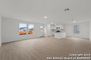 9131 Selene Pl in San Antonio, TX - Building Photo - Building Photo