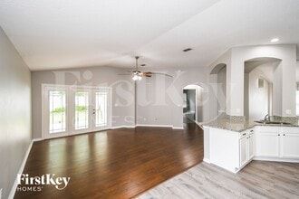 761 Turkey Point Dr in Orange Park, FL - Building Photo - Building Photo