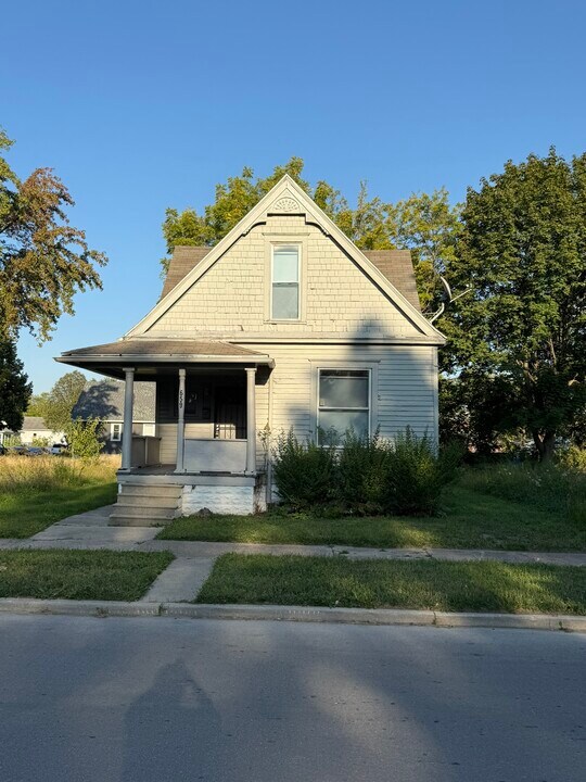 659 Stebbins St in Toledo, OH - Building Photo