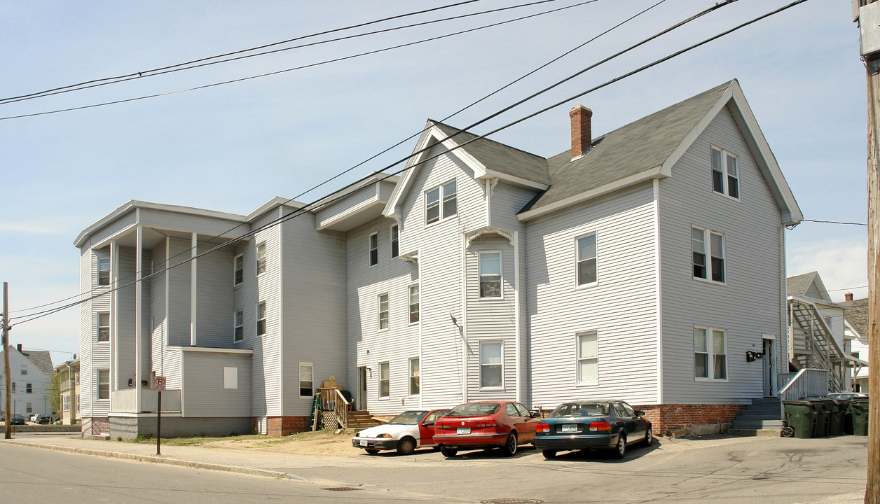 165-175 Conant St in Manchester, NH - Building Photo