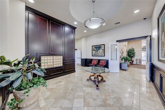 2240 Village Walk Dr in Henderson, NV - Building Photo - Building Photo