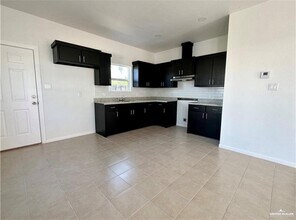 10 Rafael Dr in San Juan, TX - Building Photo - Building Photo