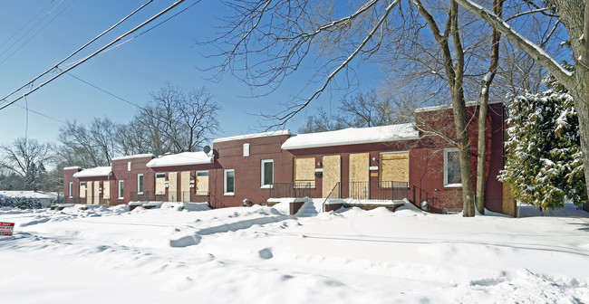 109 Cadillac St in Pontiac, MI - Building Photo - Building Photo