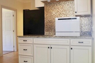 253 Oleander Ave-Unit -5 in Palm Beach, FL - Building Photo - Building Photo