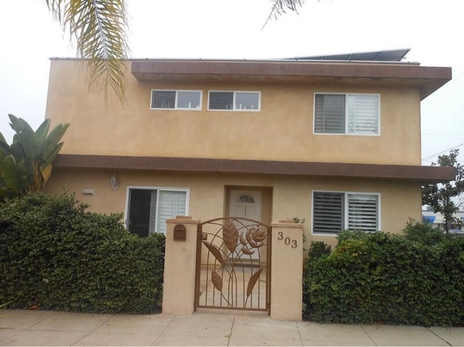 property at 303 S Freeman St