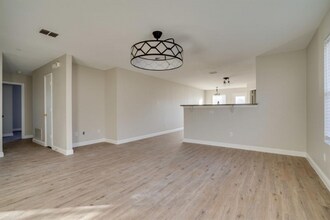 128 Ringneck Dr in Sanger, TX - Building Photo - Building Photo