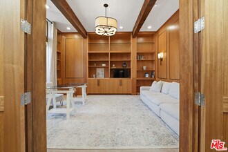 17424 Cumpston St in Los Angeles, CA - Building Photo - Building Photo