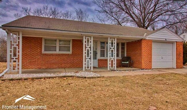 property at 1539 Campus Rd