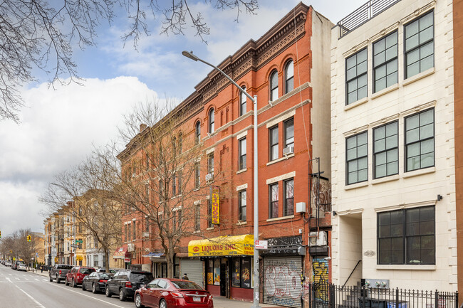418 Jefferson Ave in Brooklyn, NY - Building Photo - Building Photo