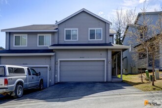20418 Icefall Dr in Anchorage, AK - Building Photo - Building Photo