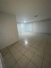 1167 Belkton Ave in Port Charlotte, FL - Foto de edificio - Building Photo