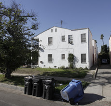 3001-3007 1/2 Council St in Los Angeles, CA - Building Photo - Building Photo