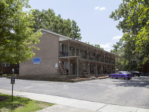 Eastwood Apartments in Durham, NC - Building Photo - Building Photo