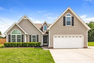 4256 Birch Dr in Murfreesboro, TN - Building Photo