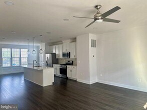 15269 Cartersville Ct in Haymarket, VA - Building Photo - Building Photo